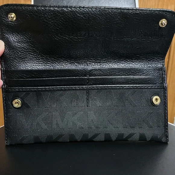 Michael Kors Handbag and Wallet - Picture 13 of 14